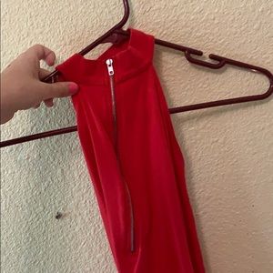 Zip up halter 💞